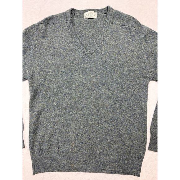 LL Bean Mens Sm. Vintage Lambswool V-Neck Sweater Blue Heather Made in Scotland